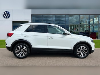 Used Volkswagen T-Roc 2021 for sale - 75322579: Photo