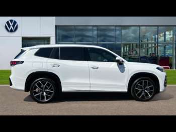 Used Volkswagen Touran 2025 for sale - 74774270: Photo