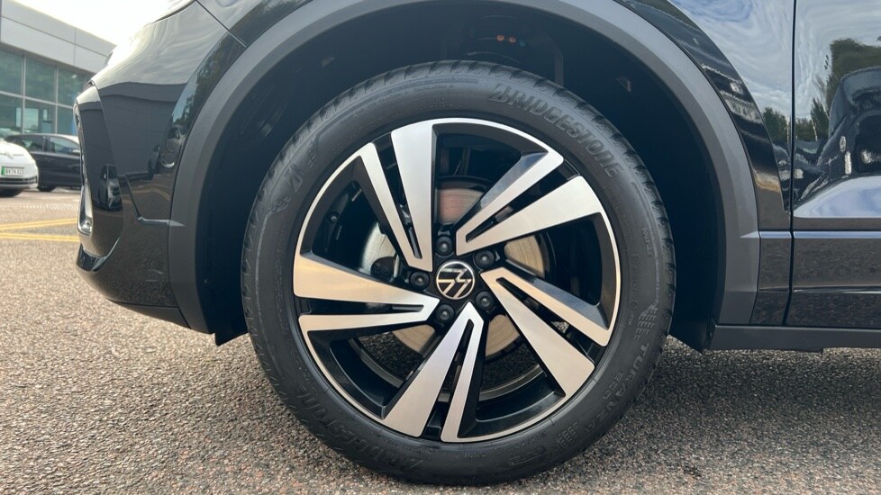 Used Volkswagen T-Roc 2025 for sale - 76328365: Photo 18