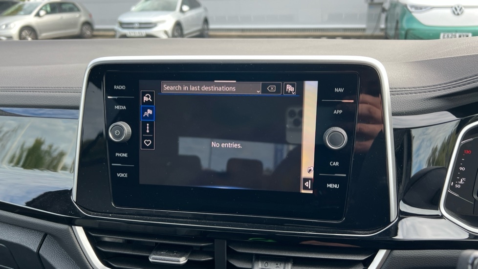 Used Volkswagen T-Roc 2025 for sale - 76328365: Photo 21