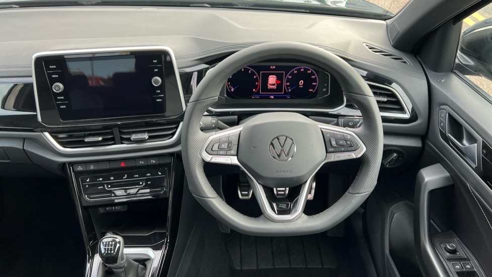 Used Volkswagen T-Roc 2025 for sale - 76328365: Photo 27