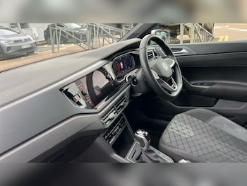 Used Volkswagen Polo 2022 for sale - 76660787: Photo