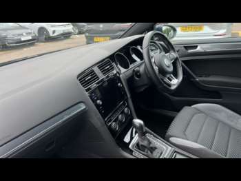 Used Volkswagen Golf 2020 for sale - 74932381: Photo