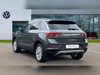 Used Volkswagen T-Roc 2025 for sale - 75373538: Photo
