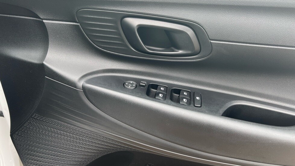 Used Hyundai i20 2023 for sale - 75954814: Photo 30