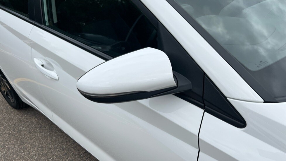 Used Hyundai i20 2023 for sale - 75954814: Photo 39