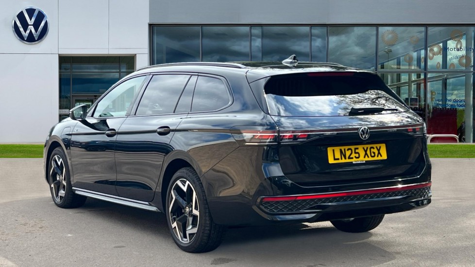 Used Volkswagen Passat 2025 for sale - 76869125: Photo 3