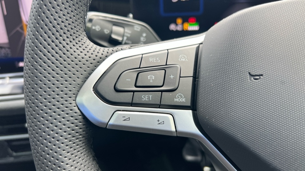 Used Volkswagen Passat 2025 for sale - 76869125: Photo 31