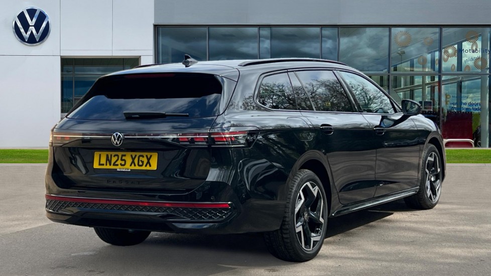 Used Volkswagen Passat 2025 for sale - 76869125: Photo 8