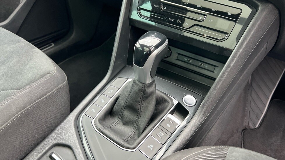 Used Volkswagen Tiguan 2022 for sale - 76872676: Photo 36