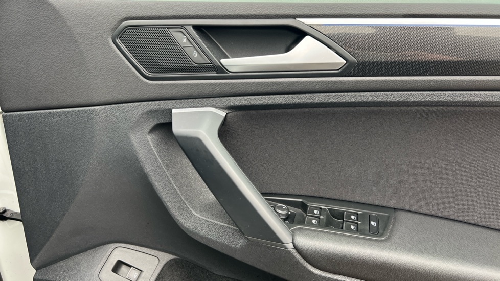 Used Volkswagen Tiguan 2022 for sale - 76872676: Photo 37