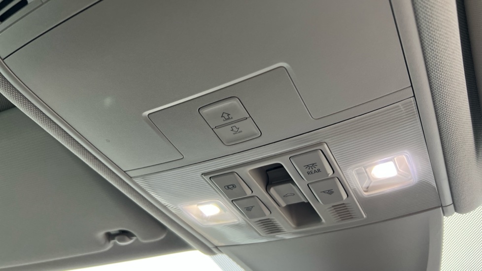 Used Volkswagen Tiguan 2022 for sale - 76872676: Photo 43