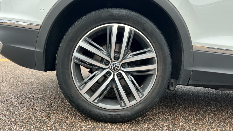 Used Volkswagen Tiguan 2022 for sale - 76872676: Photo 5