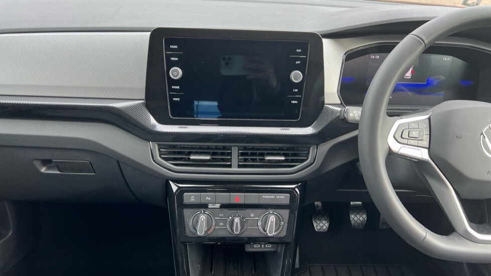 Used Volkswagen T-Cross 2025 for sale - 76873826: Photo 13