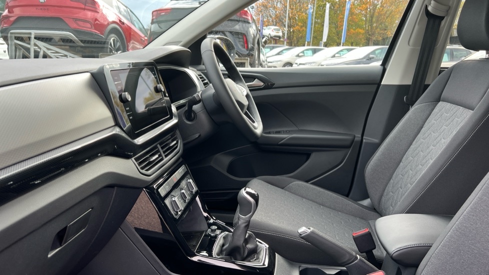 Used Volkswagen T-Cross 2025 for sale - 76873826: Photo 28