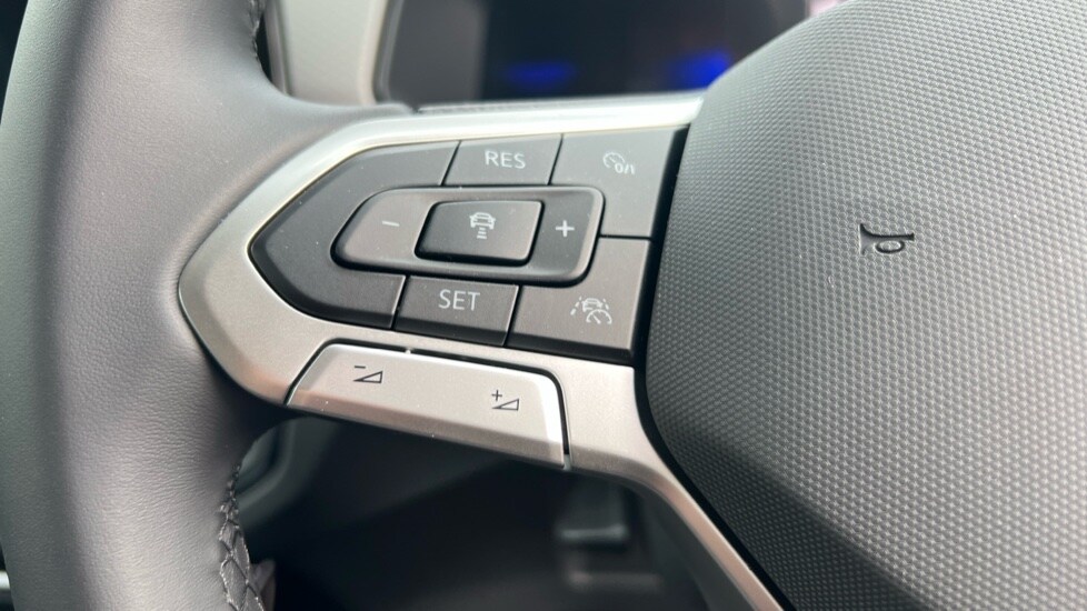 Used Volkswagen T-Cross 2025 for sale - 76873826: Photo 31