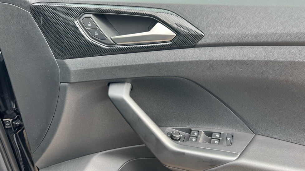 Used Volkswagen T-Cross 2025 for sale - 76873826: Photo 37