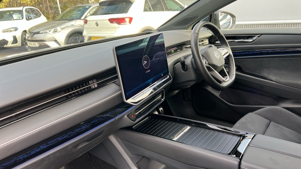 Used Volkswagen ID.7 2024 for sale - 76873536: Photo 2