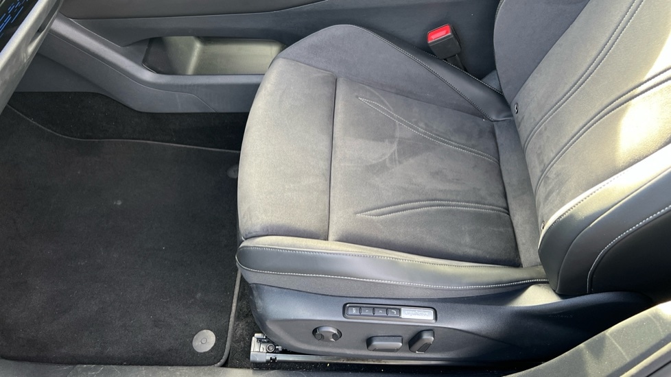 Used Volkswagen ID.7 2024 for sale - 76873536: Photo 39