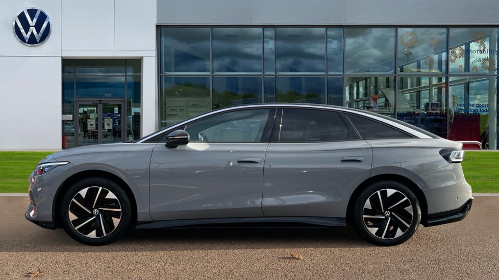 Used Volkswagen ID.7 2024 for sale - 76873536: Photo 9