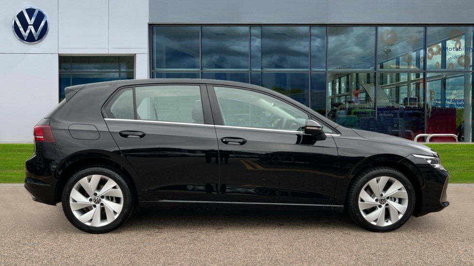 Used Volkswagen Golf 2025 for sale - 76870284: Photo 4