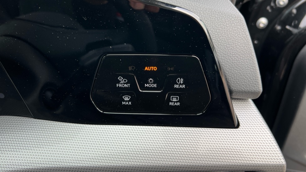 Used Volkswagen Golf 2025 for sale - 76870284: Photo 45