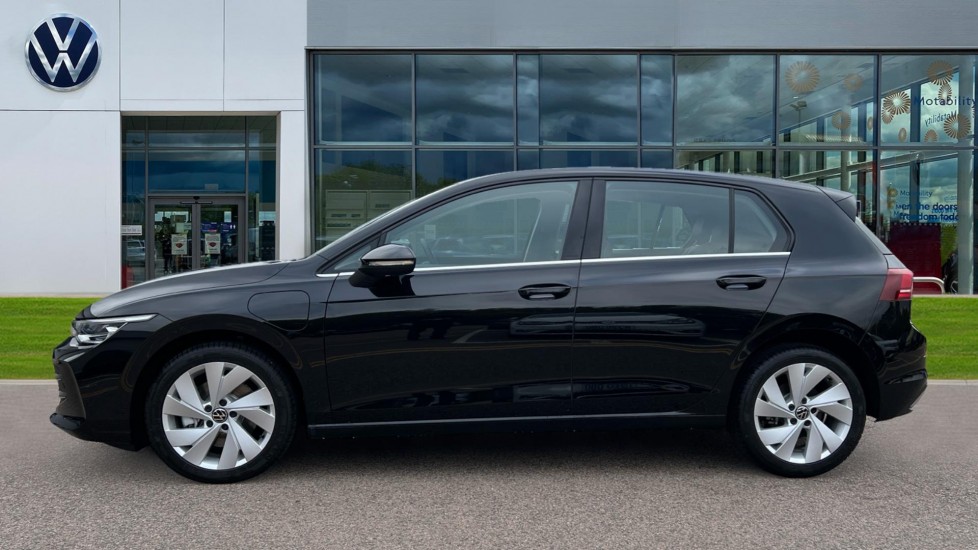 Used Volkswagen Golf 2025 for sale - 76870284: Photo 9