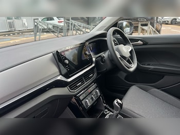 Used Volkswagen T-Cross 2025 for sale - 76466542: Photo