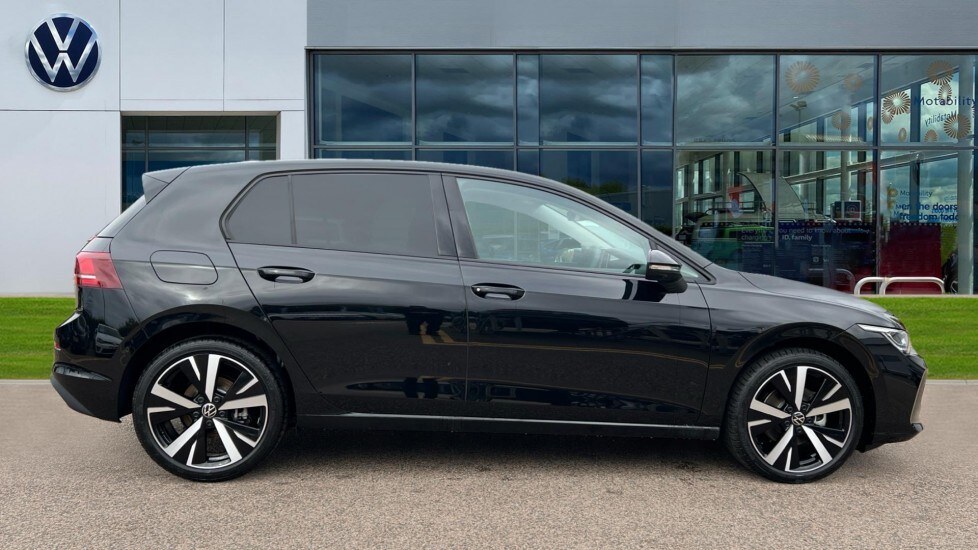 Used Volkswagen Golf 2025 for sale - 76328136: Photo 4