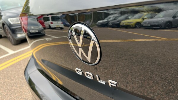 Used Volkswagen Golf 2025 for sale - 76328136: Photo 40
