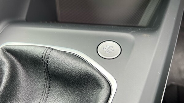Used Volkswagen Golf 2025 for sale - 76328136: Photo 48