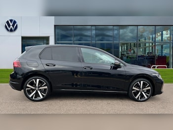 Used Volkswagen Golf 2025 for sale - 76328136: Photo 4