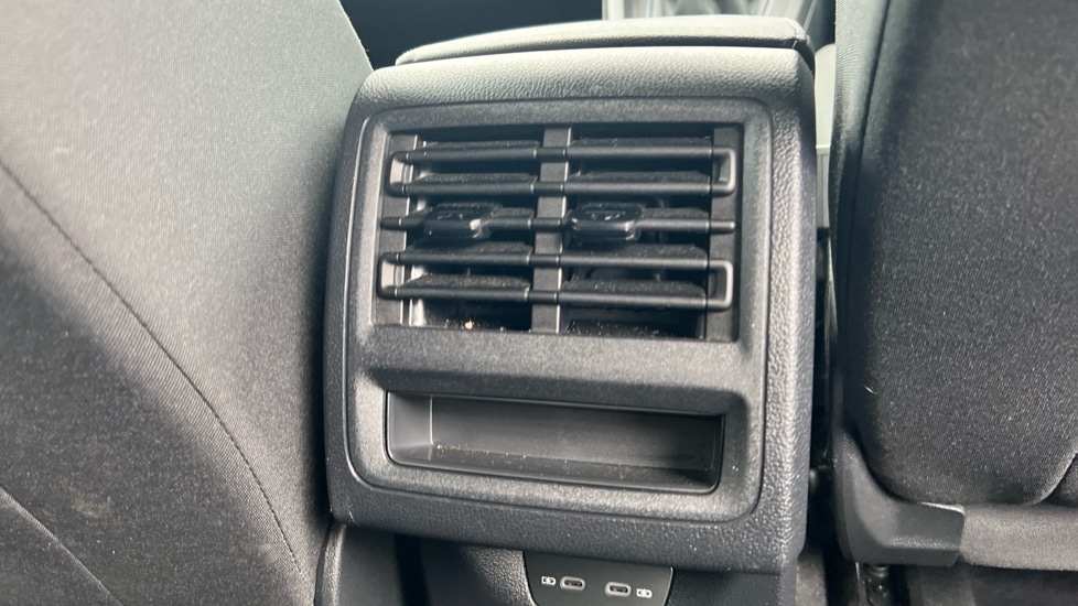 Used Volkswagen Golf 2024 for sale - 76873431: Photo 34