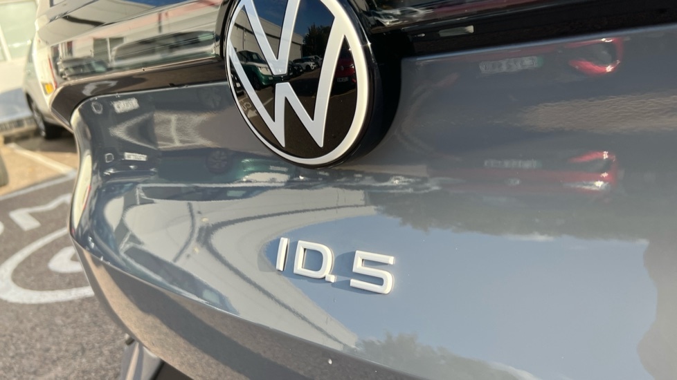 Used Volkswagen ID.5 2025 for sale - 76328218: Photo 40