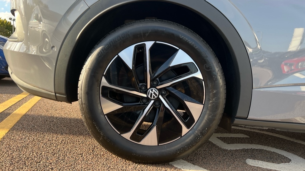 Used Volkswagen ID.5 2025 for sale - 76328218: Photo 5