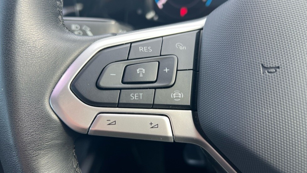 Used Volkswagen Golf 2023 for sale - 76575095: Photo 31