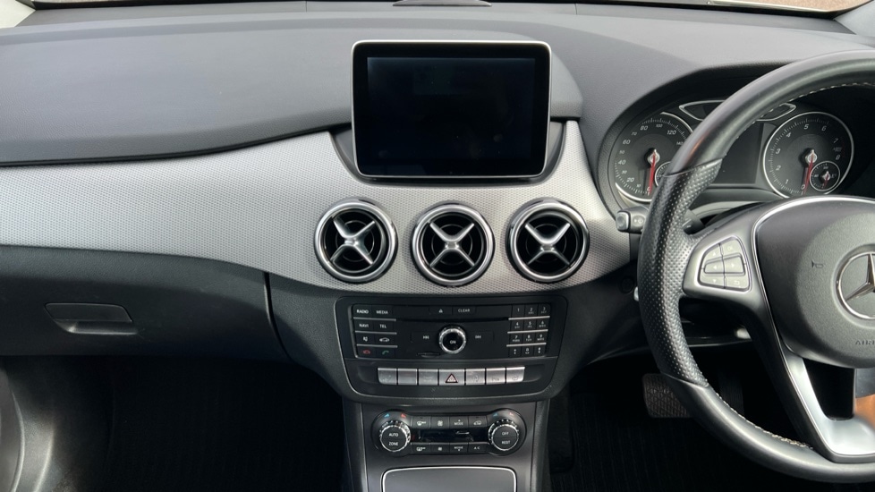 Used Mercedes-Benz B Class 2015 for sale - 76420412: Photo 12