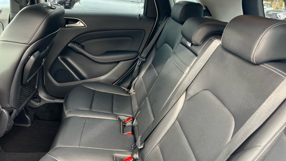 Used Mercedes-Benz B Class 2015 for sale - 76420412: Photo 14