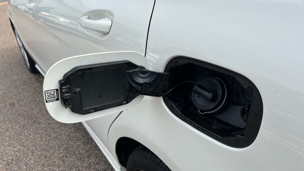 Used Mercedes-Benz B Class 2015 for sale - 76420412: Photo 21