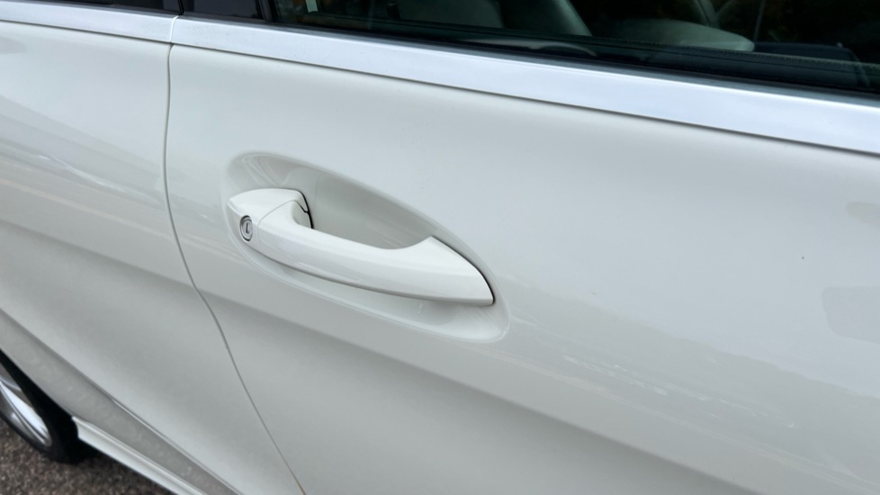 Used Mercedes-Benz B Class 2015 for sale - 76420412: Photo 40