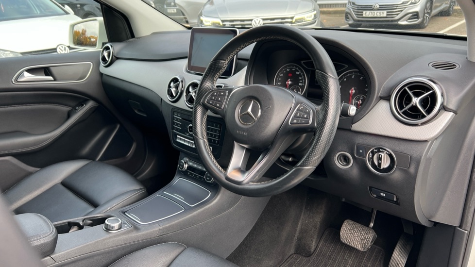 Used Mercedes-Benz B Class 2015 for sale - 76420412: Photo 9