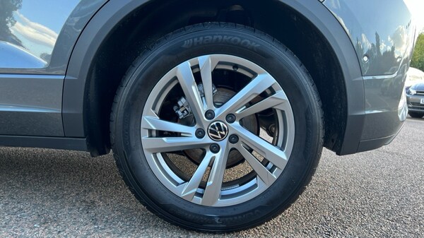 Used Volkswagen T-Roc 2025 for sale - 76328390: Photo 19