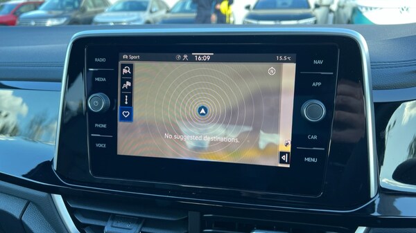Used Volkswagen T-Roc 2025 for sale - 76328390: Photo 21