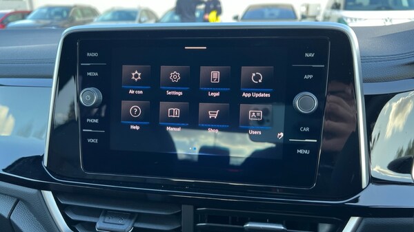 Used Volkswagen T-Roc 2025 for sale - 76328390: Photo 23