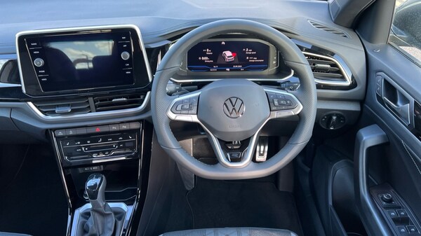 Used Volkswagen T-Roc 2025 for sale - 76328390: Photo 27