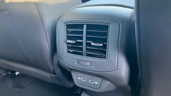 Used Volkswagen T-Roc 2025 for sale - 76328390: Photo 34