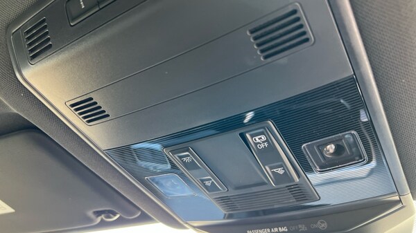 Used Volkswagen T-Roc 2025 for sale - 76328390: Photo 38