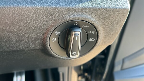 Used Volkswagen T-Roc 2025 for sale - 76328390: Photo 45