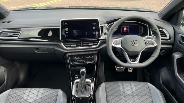 Used Volkswagen T-Roc 2025 for sale - 76328213: Photo 12