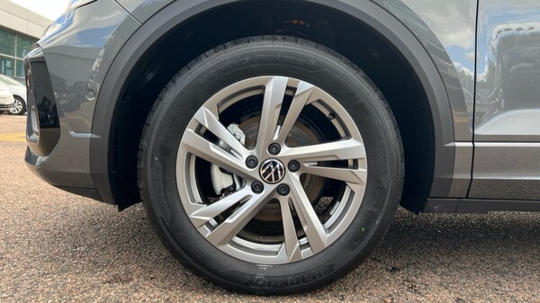 Used Volkswagen T-Roc 2025 for sale - 76328213: Photo 18